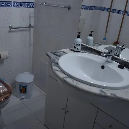 Comfortable In With Shared Pool Apartment Albufeira