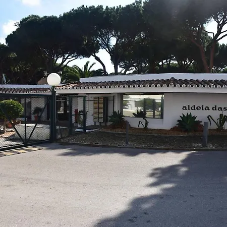 Comfortable In With Shared Pool * Albufeira